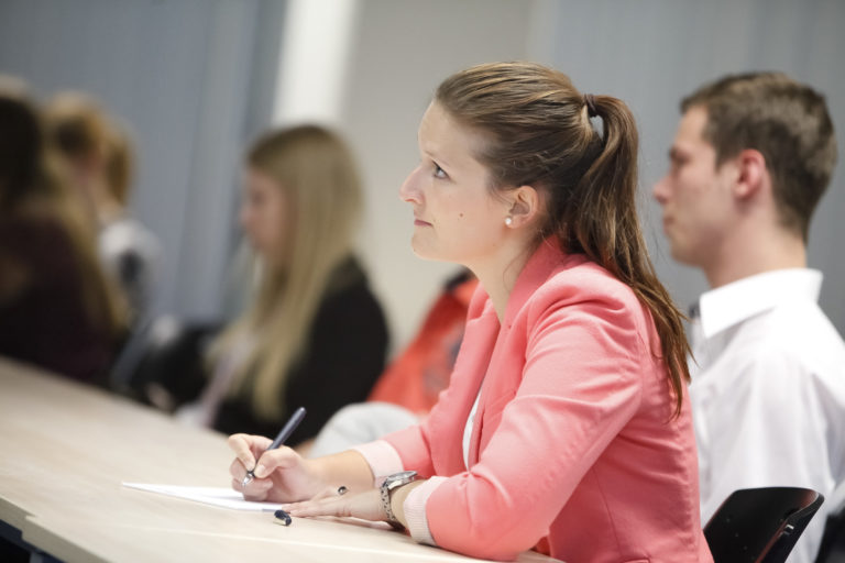 Brown Bag Talk: „Was macht eigentlich ein/e … Key Account Manager/In?!“