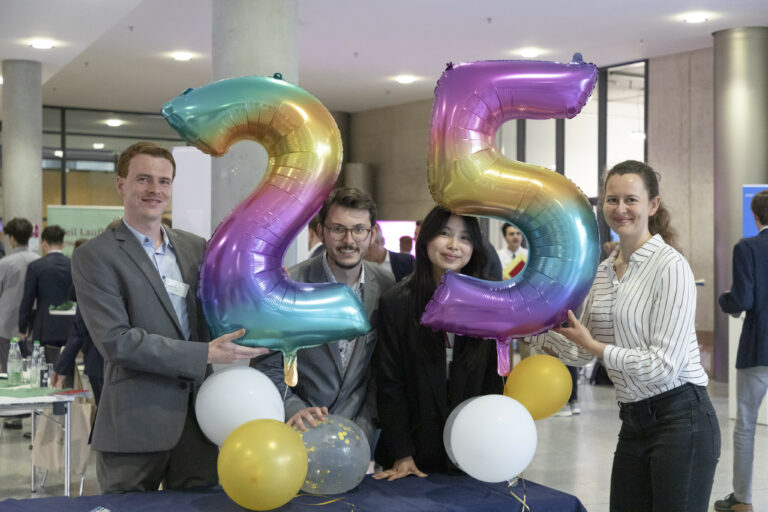 Studentische Hilfskraft (6-8 Std./Woche)  im Bereich Social Media & Veranstaltungsmanagement gesucht