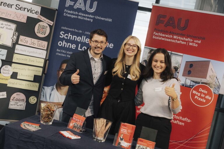 Career Service Team sucht Verstärkung: Studentische Hilfskraft (m/w/d) im Bereich Social Media & Veranstaltungsmanagement(6-8 Std./Woche)