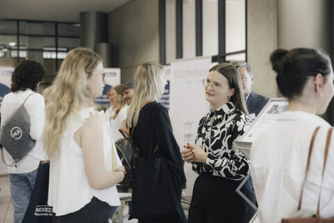 Friedrich-Alexander-Universität Erlangen-Nürnberg Fachbereich Wirtschafts -und Sozialwissenschaften Auftakt Patenschaftsprogramm 03.06.2025 ©Giulia Iannicelli