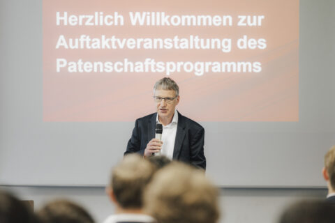Friedrich-Alexander-Universität Erlangen-Nürnberg Fachbereich Wirtschafts -und Sozialwissenschaften Auftakt Patenschaftsprogramm 03.06.2025 ©Giulia Iannicelli