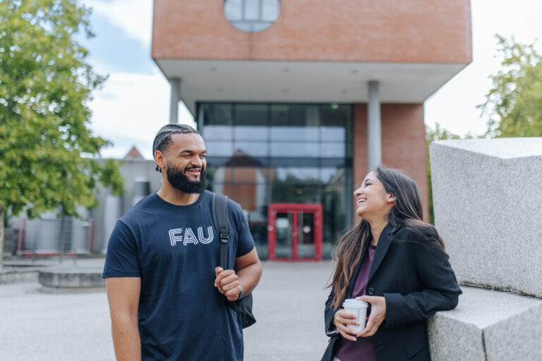 Beitragsbild für BA-Modul „Studienbezogenes Praktikum“